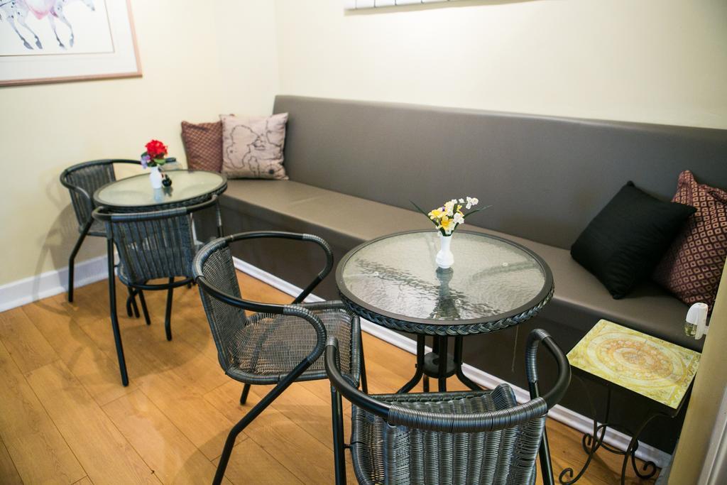Le 227 Laurier B&B Gatineau Bagian luar foto