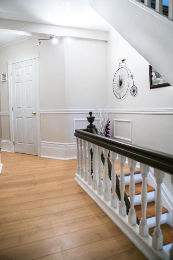 Le 227 Laurier B&B Gatineau Bagian luar foto