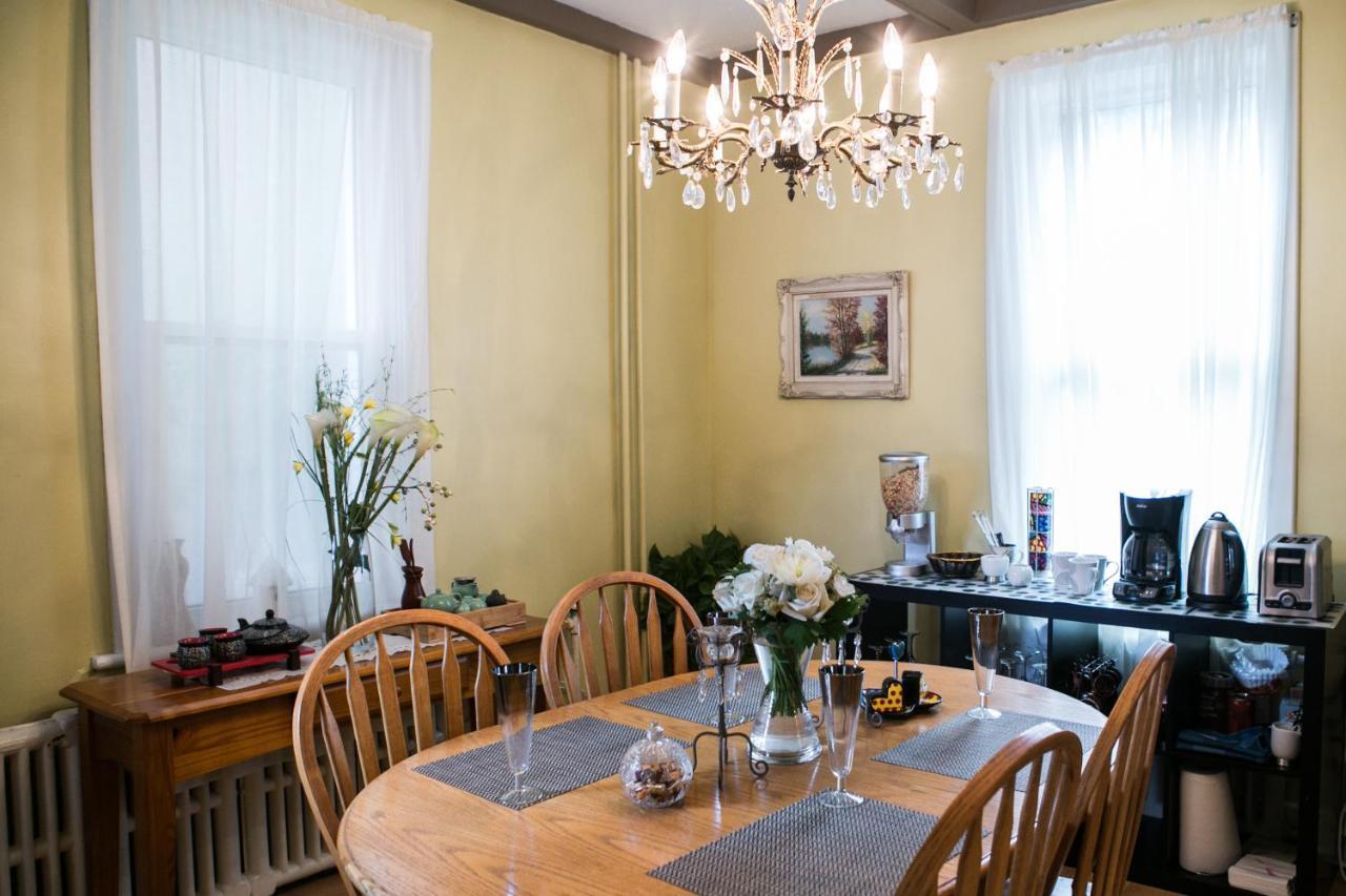 Le 227 Laurier B&B Gatineau Bagian luar foto