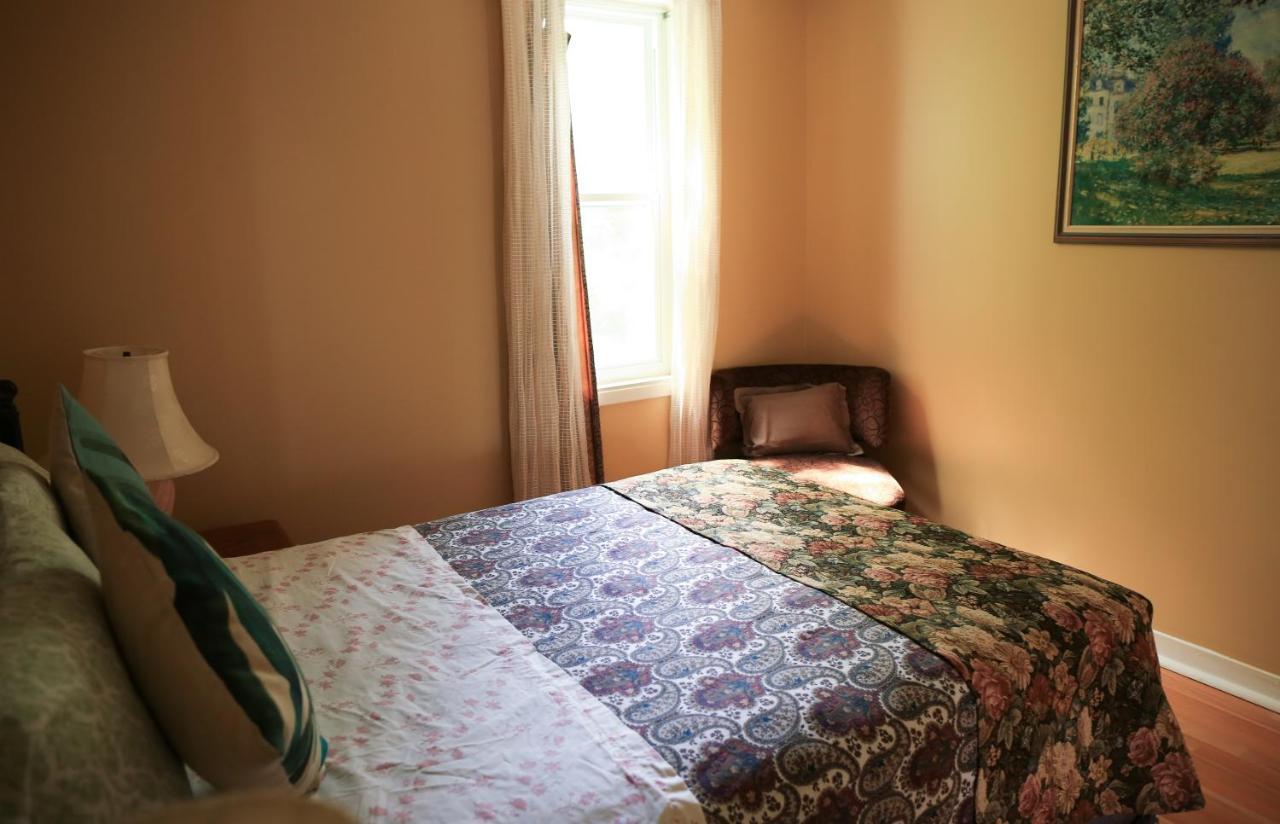 Le 227 Laurier B&B Gatineau Bagian luar foto